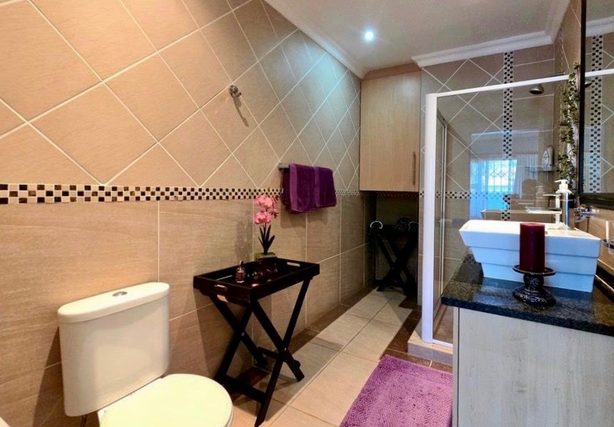 3 Bedroom Property for Sale in Flamwood North West